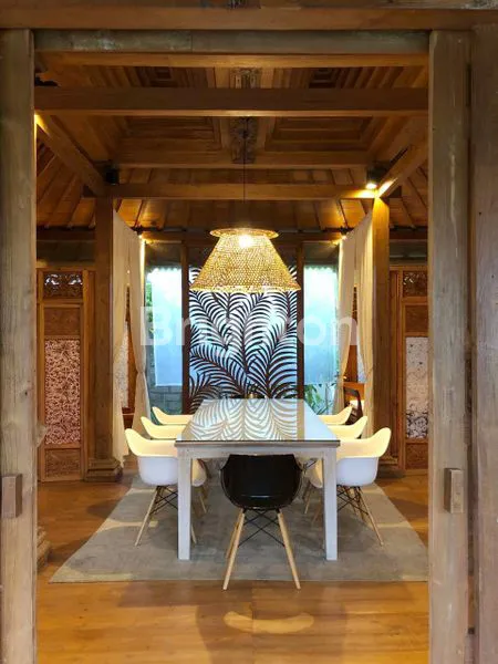 image  VILLA MEWAH FULLY FURNISHED DI JANTUNG RENON – DENPASAR  (4)