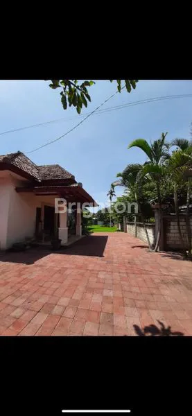image RUMAH 2 LANTAI  LUAS TANAH 10 ARE DI DEKAT PANTAI BERAWA CANGGU (8)