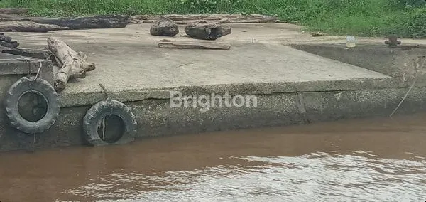 image LAHAN & BANGUNAN PINGGIR SUNGAI (1)