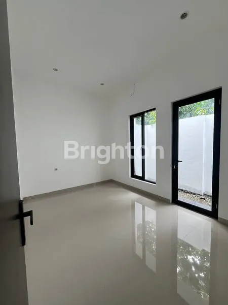 image RUMAH MINIMALIS BARU SIAP HUNI DI PURI MUMBUL (4)