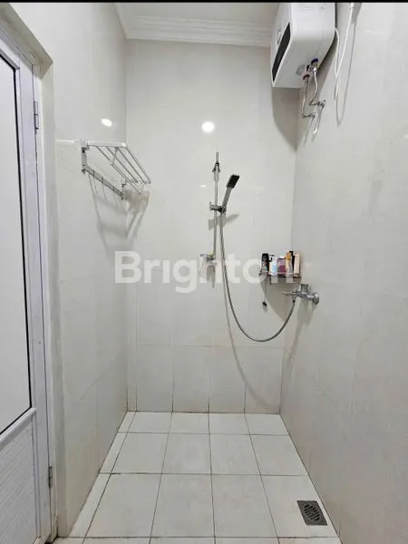 image RUMAH HABIS RENOV SIAP HUNI DI ARYA MUKTI PEDURUNGAN SEMARANG (8)