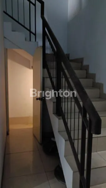 image DISEWAKAN RUKO  STRATEGIS DI PUSAT KERAMAIAN PERUMAHAN MEKAR WANGI BANDUNG (3)