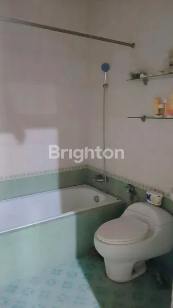 image DIJUAL RUMAH MEWAH SEMI FURNISHED SIDOARJO (4)