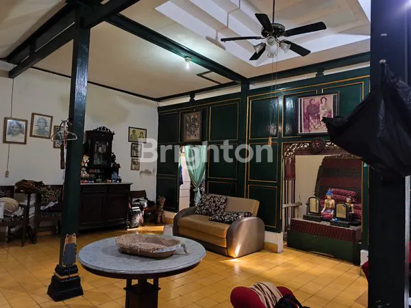 image DIJUAL RUMAH PENDOPO DITENGAH KOTA YOGYAKARTA (7)