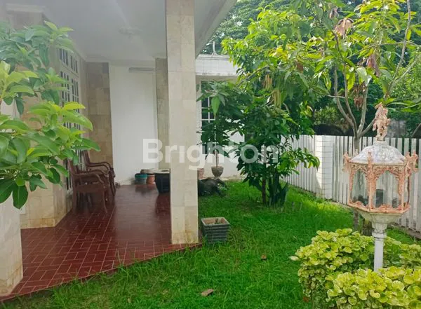 image RUMAH DENGAN HALAMAN ASRI, PALEMBANG, SUMATERA SELATAN (3)