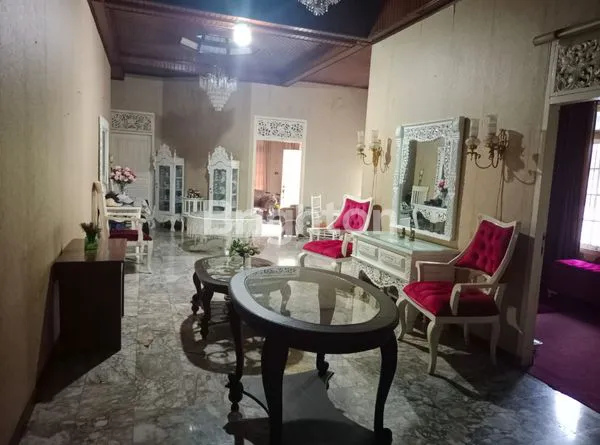 image RUMAH DENGAN HALAMAN ASRI, PALEMBANG, SUMATERA SELATAN (8)