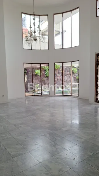 DISEWA RUMAH MEWAH 2 LANTAI JL. GAHARU CIPETE JAKARTA SELATAN