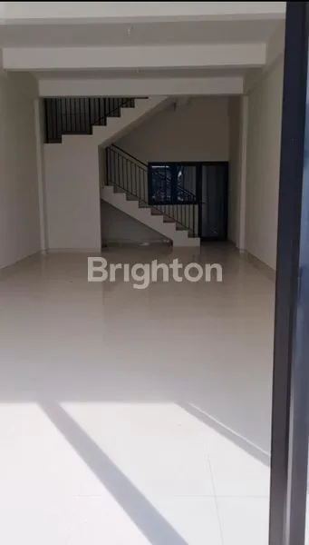 image RUKO EASTON MERR DI JALAN DR.IR.H.SUKARNO BAGUS SIAP PAKAI (5)