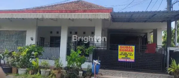 RUMAH BAGUS DI DEKAT PANTAI KEMIREN CILACAP