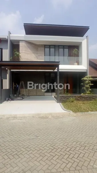 image RUMAH MODERN MEWAH BARU DI CITRALAND DEKAT JLLB & FRESH MARKET (1)