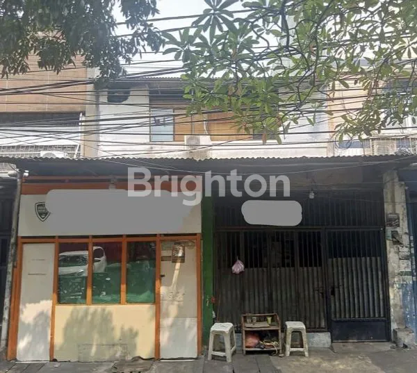 image RUMAH MULFIFUNGSI USAHA DAN KOS KOS SAN DISISI GROGOL PASAR (1)