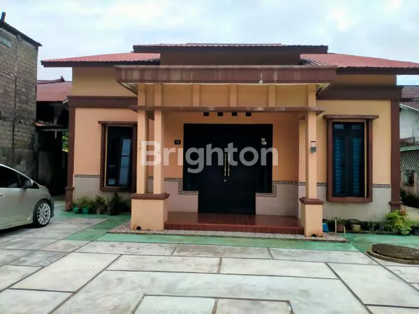 RUMAH CANTIK DAN ASRI SIAP HUNI DI JALAN PIERRE TENDEAN SUKAHARJA KETAPANG