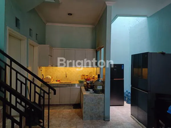 image RUMAH 2 LANTAI DI BUKIT SERPONG MAS SERPONG UTARA, TANGERANG SELATAN (3)