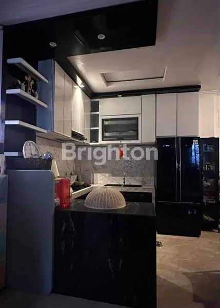 image DIJUAL RUMAH CANTIK TERLETAK DI PUSAT KOTA  (3)