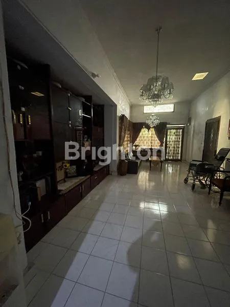 image RUMAH 2 LANTAI DI DR SUTOMO (4)