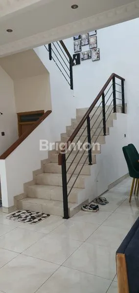 image RUMAH DIJUAL DI KOTA WISATA BERADA DI LOKASI DEKAT DENGAN SPORT CLUB SIAP HUNI (6)