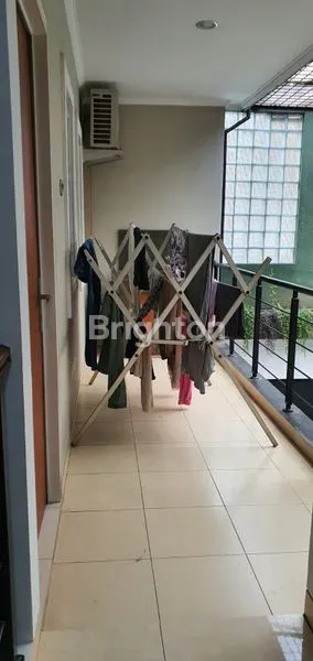 image RUMAH DIJUAL DI KOTA WISATA BERADA DI LOKASI DEKAT DENGAN SPORT CLUB SIAP HUNI (8)