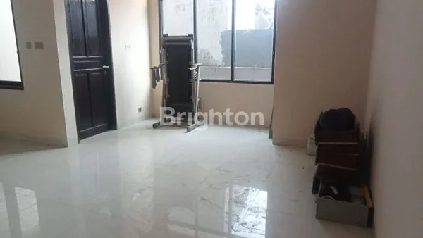 image RUMAH 2 LT DI PERMATA MILLENIUM LIPPO KARAWACI TANGERANG  (7)