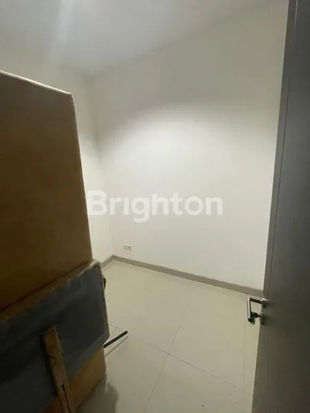 image RUMAH TURUN HARGA DI JGC 5×17 CLUSTER LA SEINE CAKUNG TIMUR KOTA JAKARTA TIMUR (8)