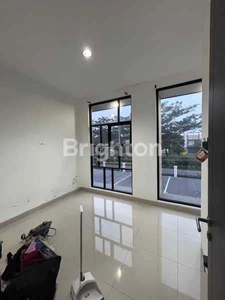 image RUMAH TURUN HARGA DI JGC 5×17 CLUSTER LA SEINE CAKUNG TIMUR KOTA JAKARTA TIMUR (6)