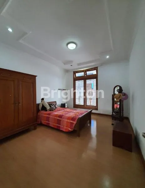 image RUMAH SEMI FURNISHED SIAP HUNI DI BINTARO JAYA SEKTOR 3A TANGERANG (5)