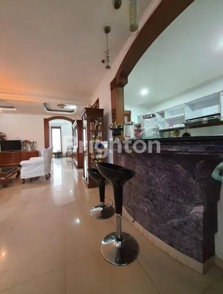 image RUMAH SEMI FURNISHED SIAP HUNI DI BINTARO JAYA SEKTOR 3A TANGERANG (3)