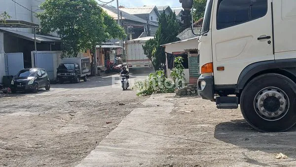 image GUDANG TERBUKA 2 LANTAI DI CARGO (8)