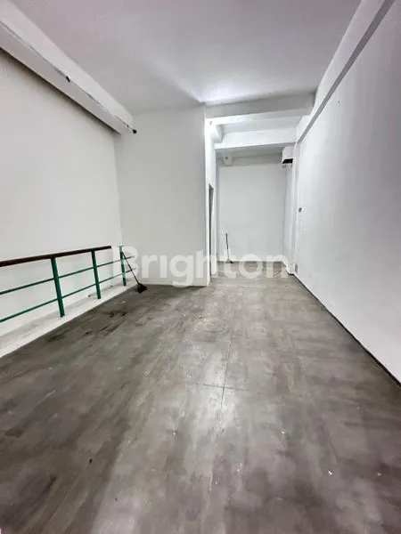 image RUKO 3 LANTAI VILLA BUKIT MAS SURABAYA  (4)