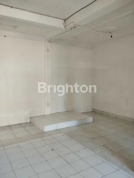 image DISEWAKAN RUKO JALAN MERTHASARI KUTA (6)