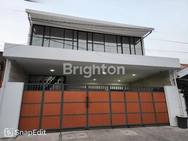 PABRIK KOSMETIK AKTIF + EQUIPMENT + KARYAWAN ADA IZIN LENGKAP AREA RUNGKUT SURABAYA