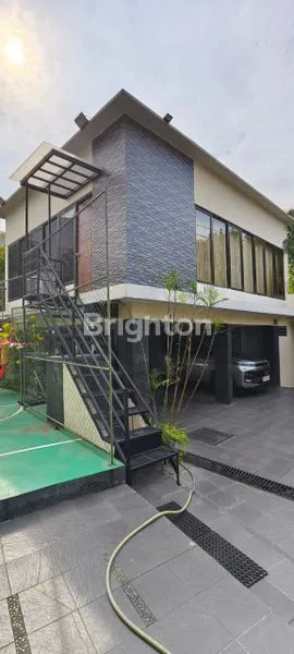 image DIJUAL RUMAH BANGUNAN BARU + FASILITAS SENDIRI DI KELAPA GADING, JAKARTA UTARA (6)