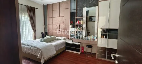 image DIJUAL RUMAH BANGUNAN BARU + FASILITAS SENDIRI DI KELAPA GADING, JAKARTA UTARA (1)