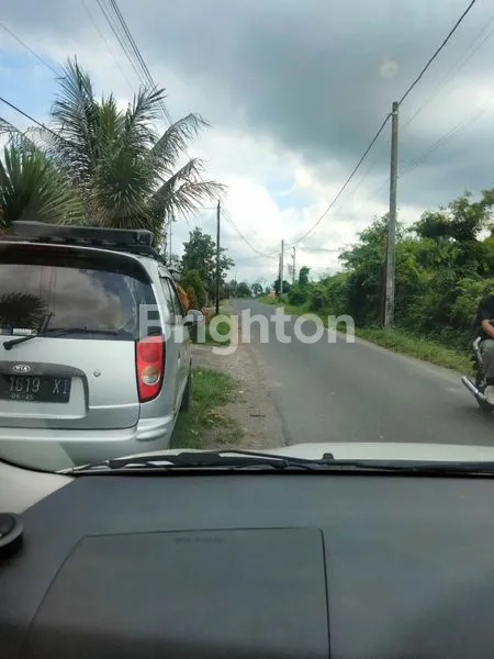 image TANAH PINGGIR JALAN, LOKASI BISNIS DAN PERUMAHAN, LOKASI DEKAT DENGAN BENGKEL MOBIL,DAN PABRIK AIR MINERAL  (5)