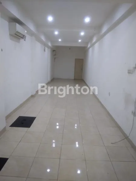 image RUKO DI JELAMBAR LOKASI EMAS BERLIAN KARENA SANGAT AMAT STRATEGIS  (4)