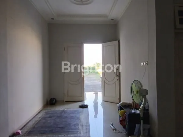 image RUMAH 2 LANTAI TENGAH KOTA MADIUN (2)