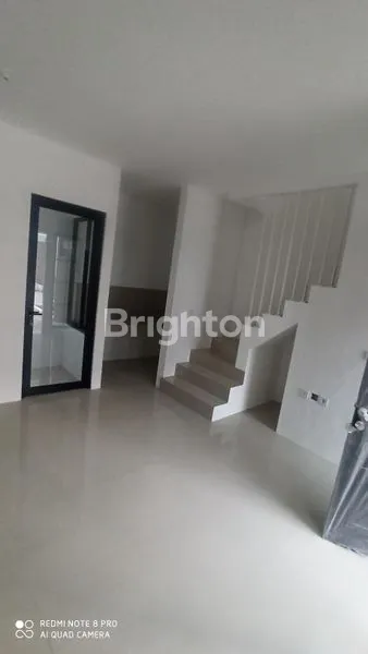 image DIJUAL RUMAH BARU REGENCY ONE (2)