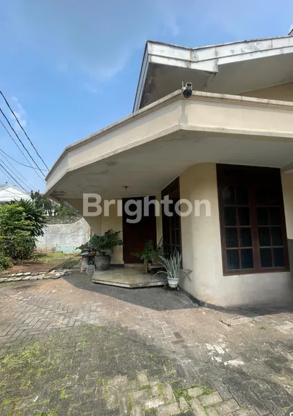 image RUMAH HITUNG TANAH STRATEGIS SELANGKAH MENUJU PONDOK INDAH MALL JAKARTA SELATAN (2)