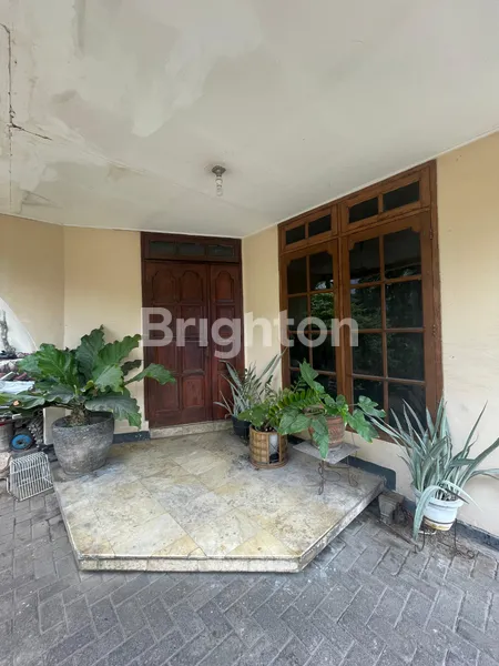 image RUMAH HITUNG TANAH STRATEGIS SELANGKAH MENUJU PONDOK INDAH MALL JAKARTA SELATAN (3)