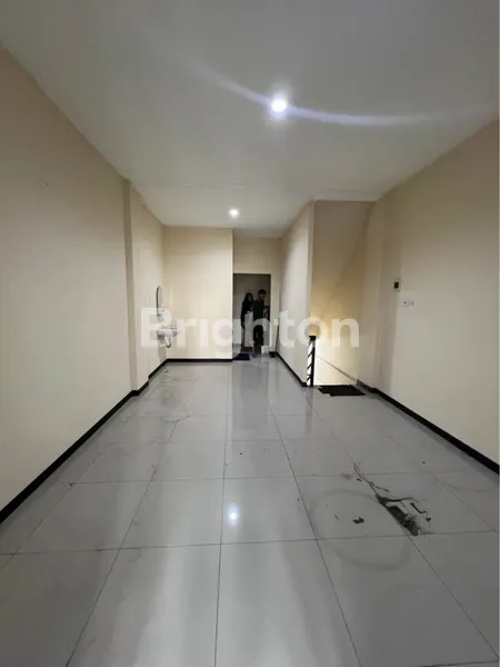 image RUKO 4 LANTAI RAYA MASTRIP COCOK USAHA STRATEGIS DEKAT TOL GUNUNGSARI (5)