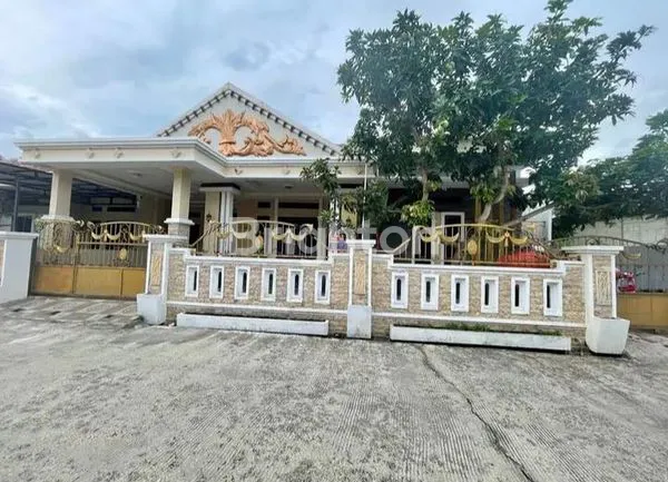 image RUMAH MEWAH BESAR DAN BEBAS BANJIR (1)