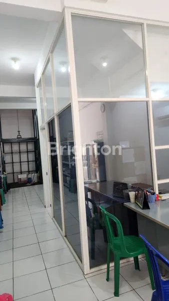 image RUKO STRATEGIS LOKASI PABEAN CANTIKAN, SURABAYA HARGA TERJANGKAU (3)
