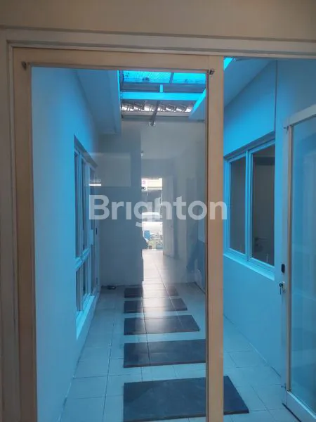 image RUMAH 2 LANTAI DI DLM CLUSTER KOTA WISATA (2)