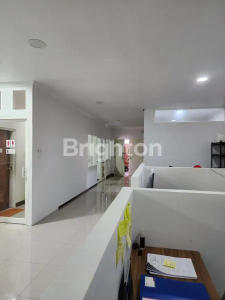 image SEPUTARAN RUNGKUT, PABRIK KOSMETIK AKTIF (5)