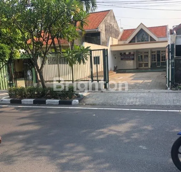 image RUMAH 2 LANTAI SIAP HUNI (1)