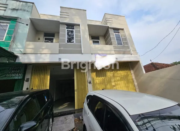 image 2 UNIT JEJER RUKO MALANG JALAN RAYA BALE ARJOSARI 2 LANTAI SELANGKAH DARI PINTU TOL (2)