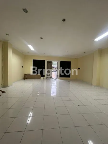 image RUKO 2 LANTAI STRATEGIS – JL. MAHENDRADATTA DENPASARPADANG SAMBIAN DENPASAR BALI  (2)