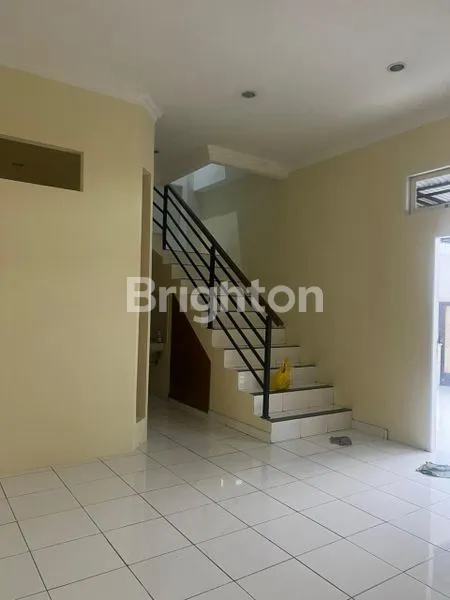 image RUKO 2 LANTAI STRATEGIS – JL. MAHENDRADATTA DENPASARPADANG SAMBIAN DENPASAR BALI  (7)