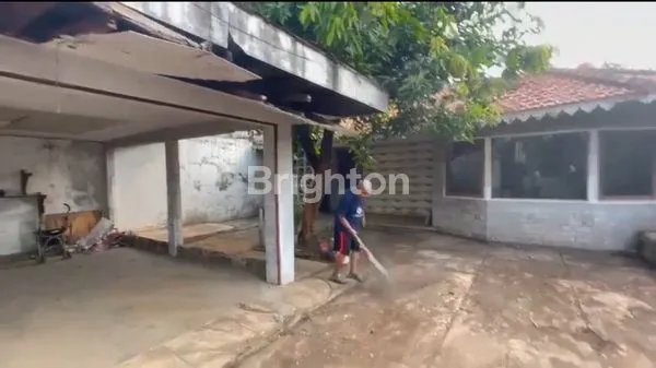 image TANAH KAVLING STRATEGIS 320M2 SHM DI JALAN RAYA PASAR MINGGU (3)