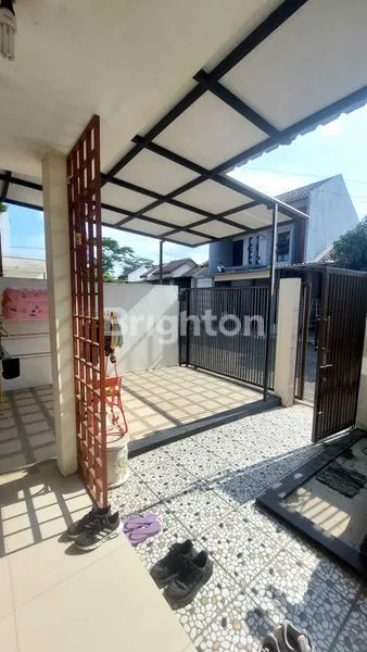 image RUMAH CANTIK MINIMALIS DI AMPELDENTO (2)