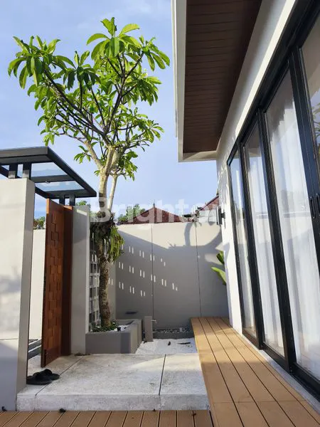 VILLA MEWAH FULLY-FURNISHED DI JIMBARAN, DEKAT PANTAI BALI